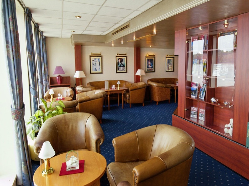 CRUCEROS FLUVIALES TUI RIVER CRUISES MS DUTCH GRACE CRUCEROS DANUBIO CRUCEROS AMADEUS CLASSIC CRUCEROS VIENA CRUCEROS BUDAPEST CRUCEROS MELK #CrucerosDanubio #CrucerosFluviales #DanubeRiverCruises